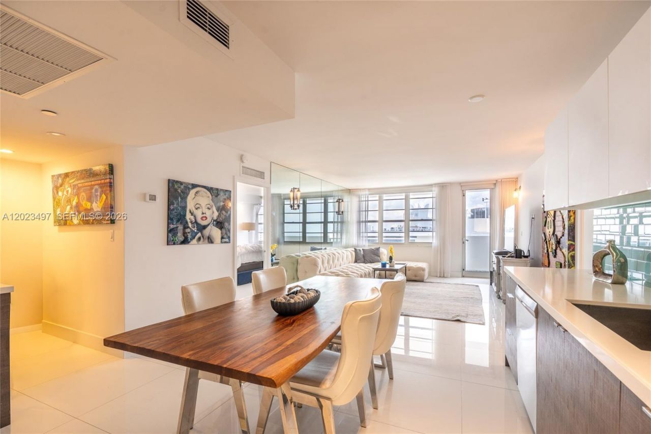 100 Lincoln Rd, Unit 1523, Miami Beach, FL 33139 Photo
