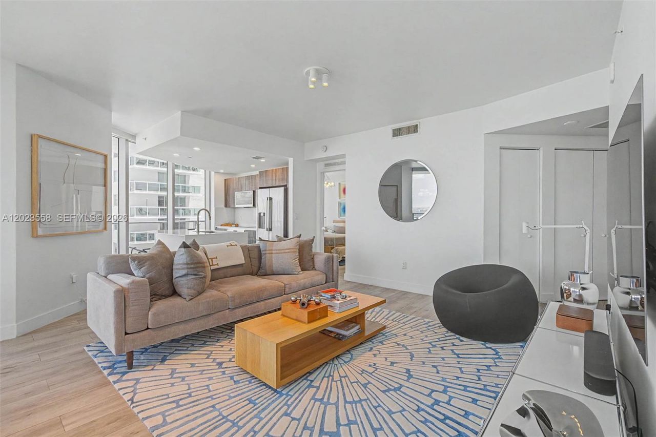 488 NE 18th St , Unit 3101, Miami, FL 33132 Photo