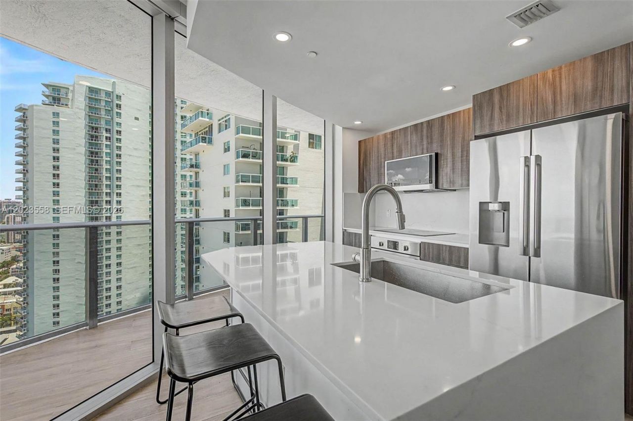 488 NE 18th St , Unit 3101, Miami, FL 33132 Photo