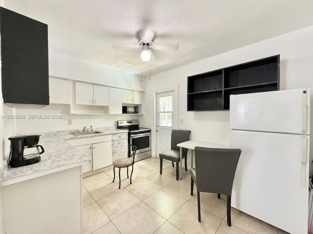 130 NW 16th Ave , Miami, FL 33125 Photo