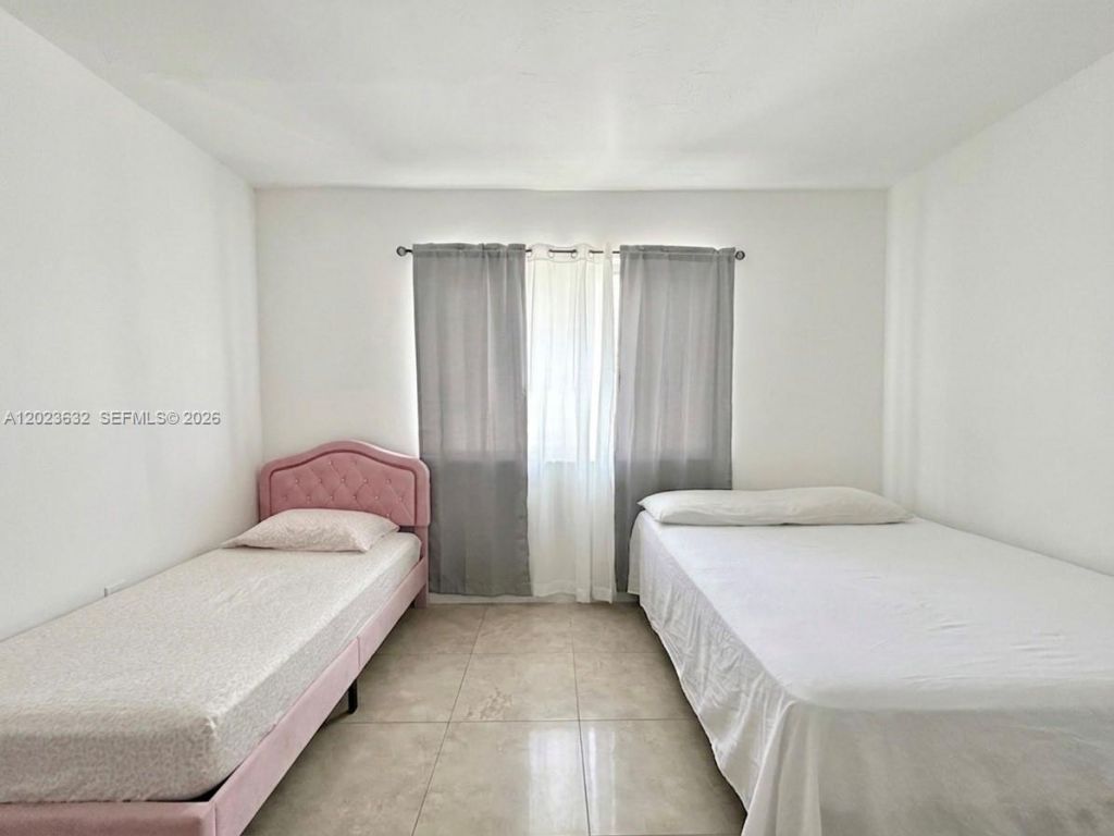 130 NW 16th Ave , Miami, FL 33125 Photo