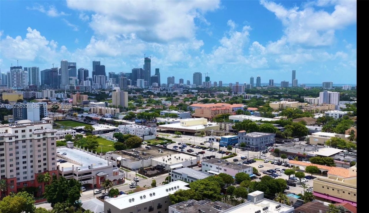 130 NW 16th Ave , Miami, FL 33125 Photo