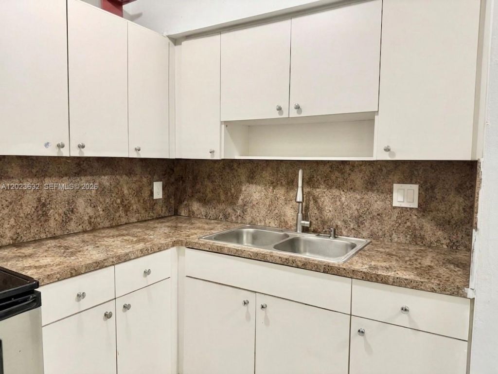 130 NW 16th Ave , Miami, FL 33125 Photo
