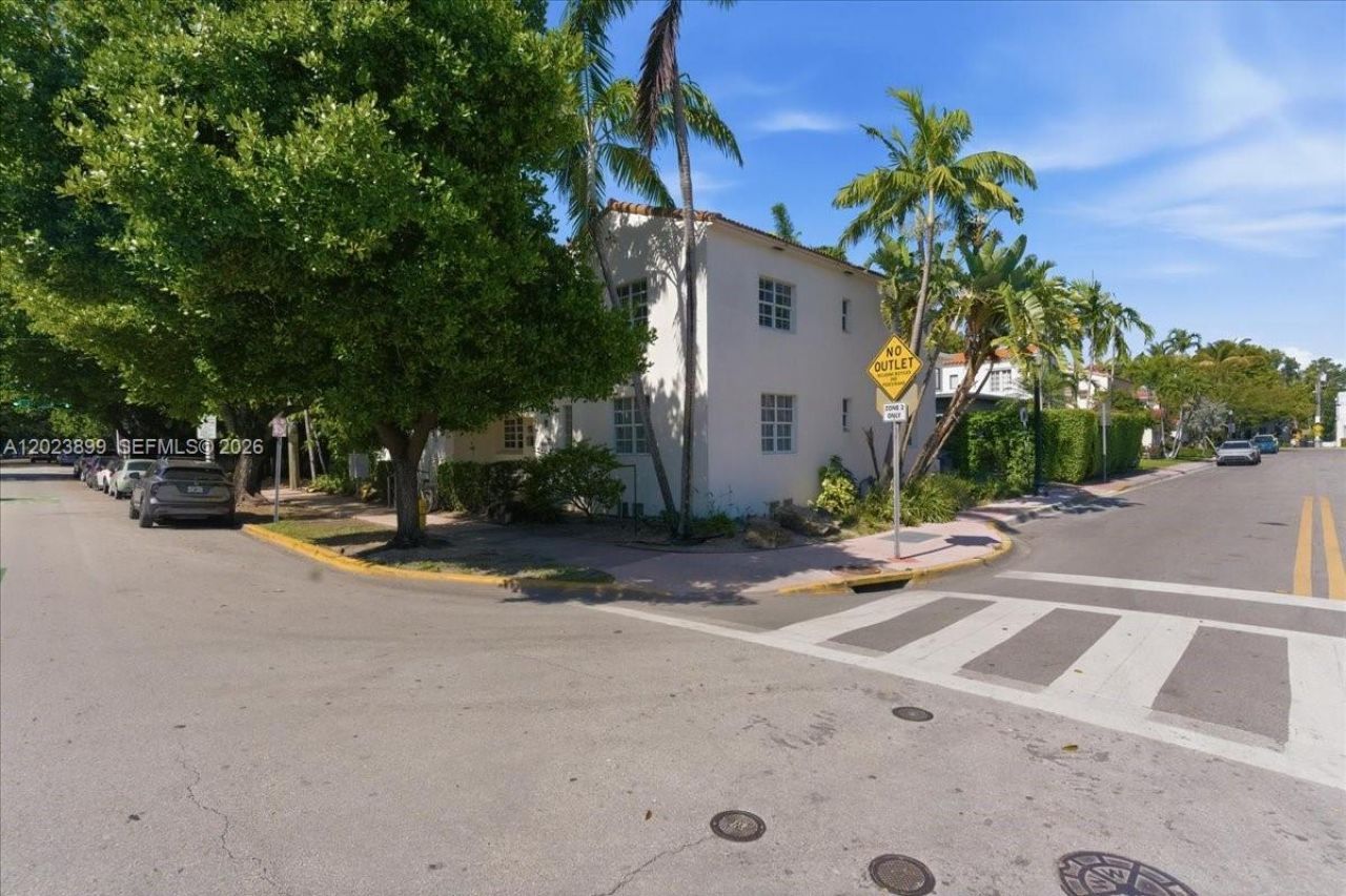 1438 Meridian Ave , Miami Beach, FL 33139 Photo
