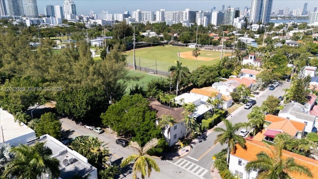 1438 Meridian Ave , Miami Beach, FL 33139 Photo