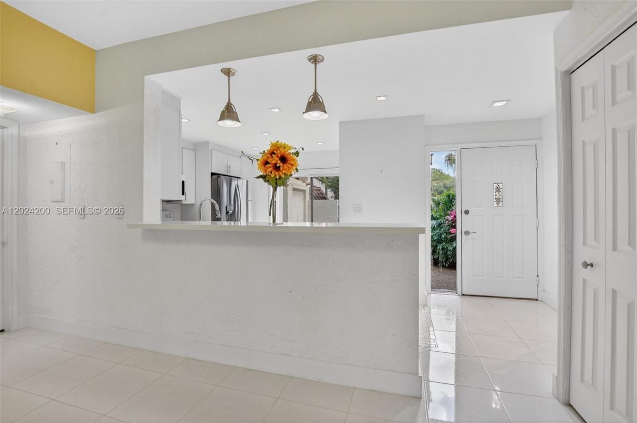 7906 Granada Pl, Unit 1201, Boca Raton, FL 33433 Photo