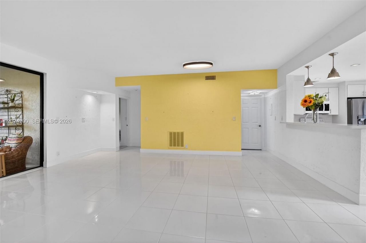 7906 Granada Pl, Unit 1201, Boca Raton, FL 33433 Photo