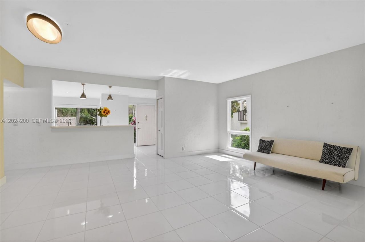 7906 Granada Pl, Unit 1201, Boca Raton, FL 33433 Photo