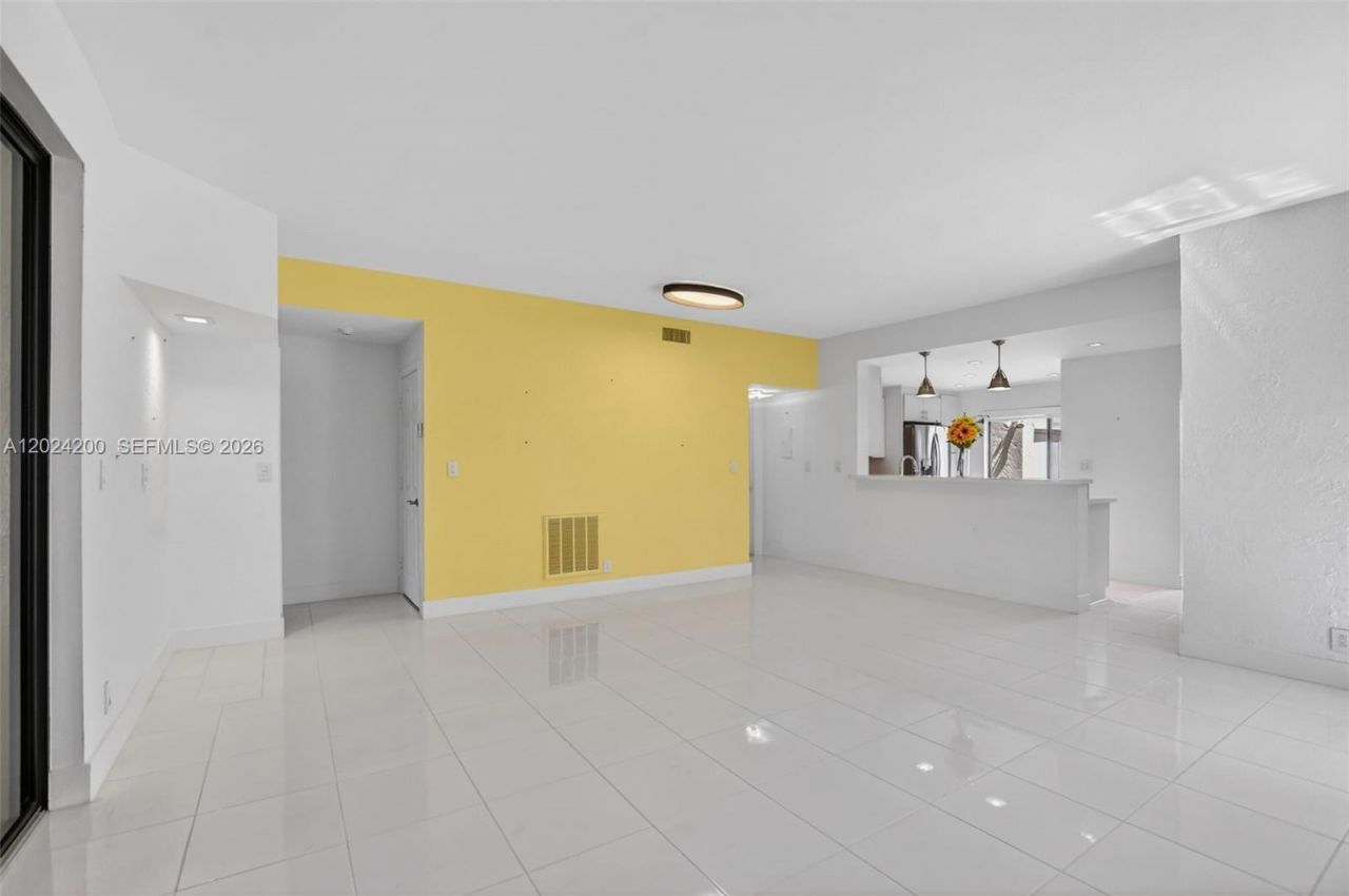 7906 Granada Pl, Unit 1201, Boca Raton, FL 33433 Photo