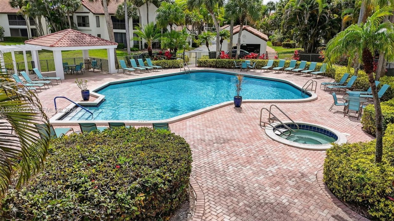 7906 Granada Pl, Unit 1201, Boca Raton, FL 33433 Photo
