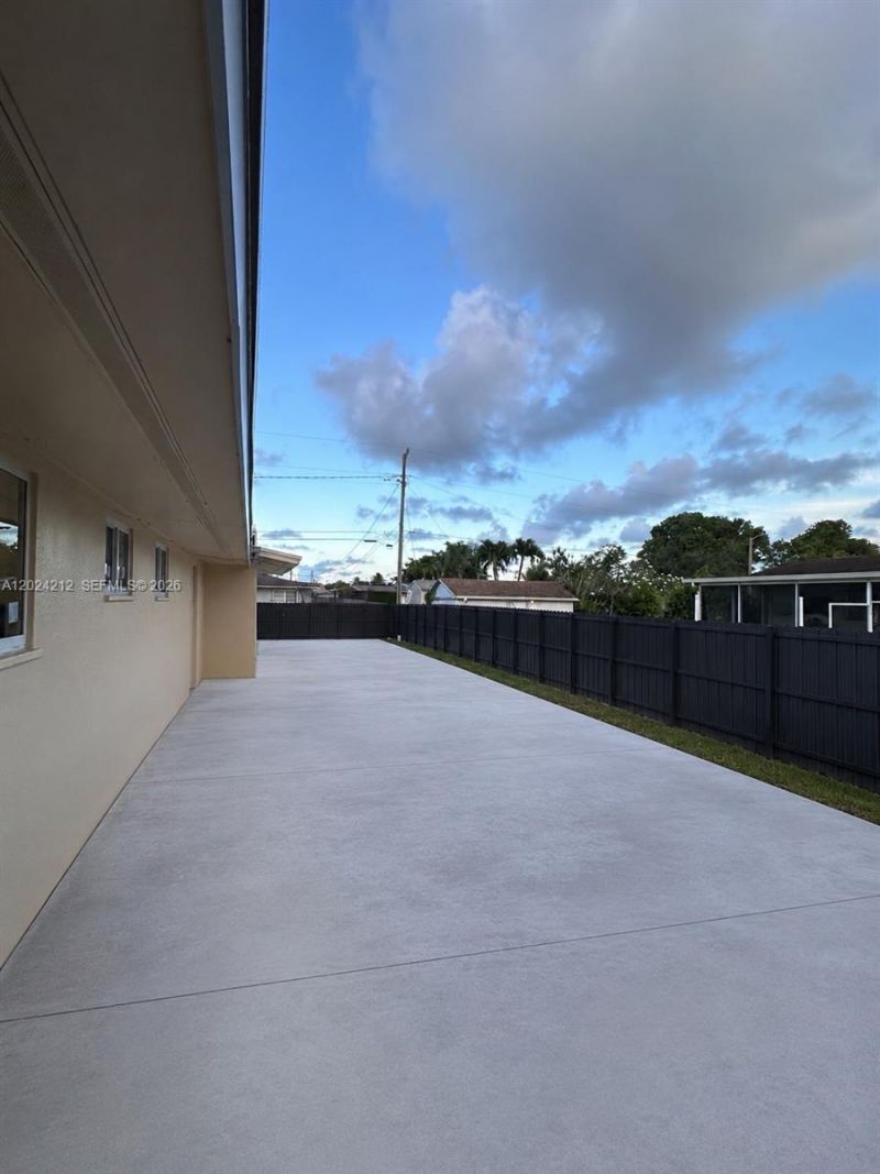 19921 Dothan Rd , Cutler Bay, FL 33157 Photo
