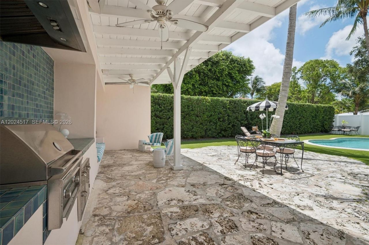 1255 NE 99th St , Miami Shores, FL 33138 Photo
