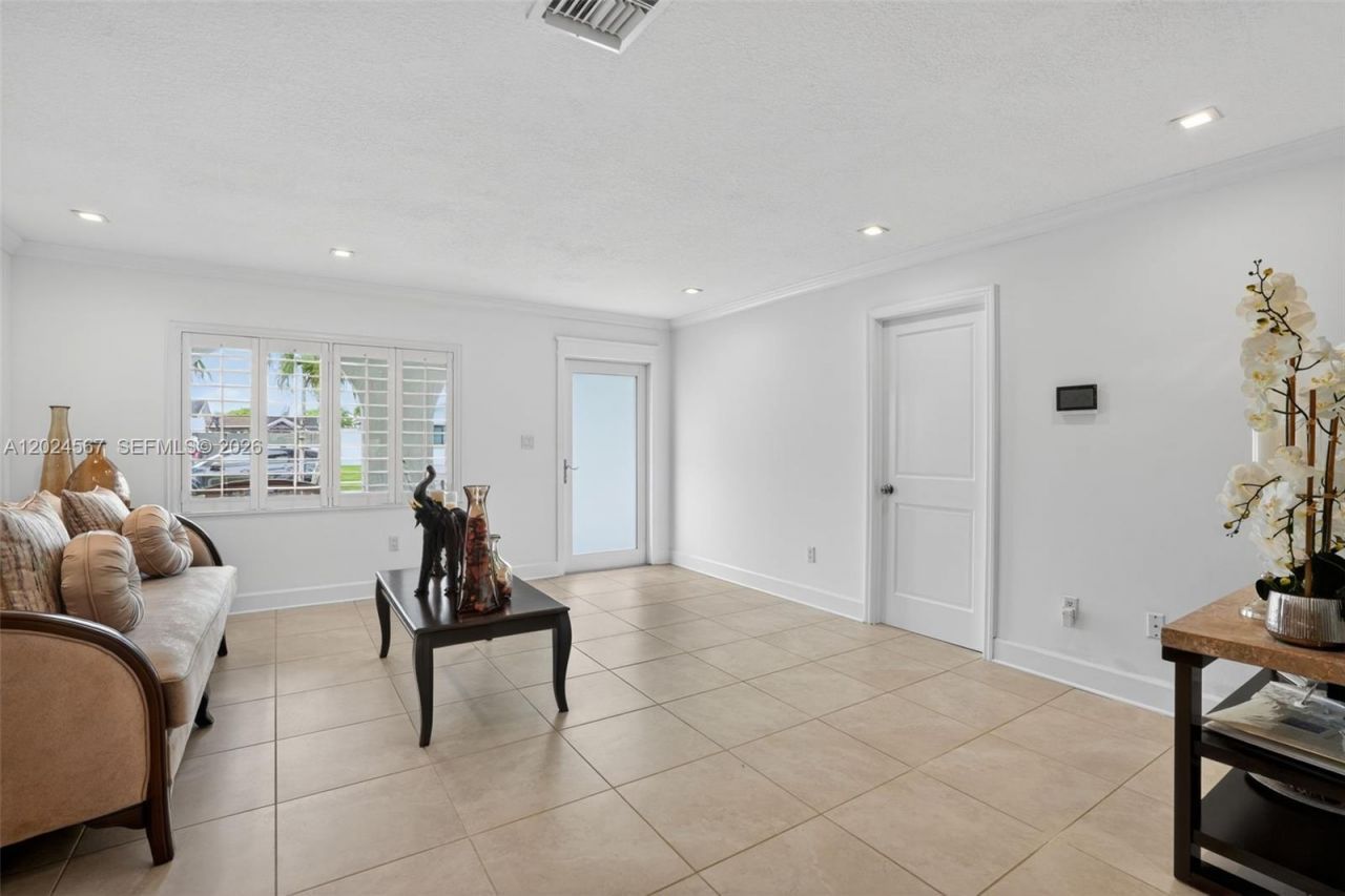 13463 SW 66th Ter, Miami, FL 33183 Photo