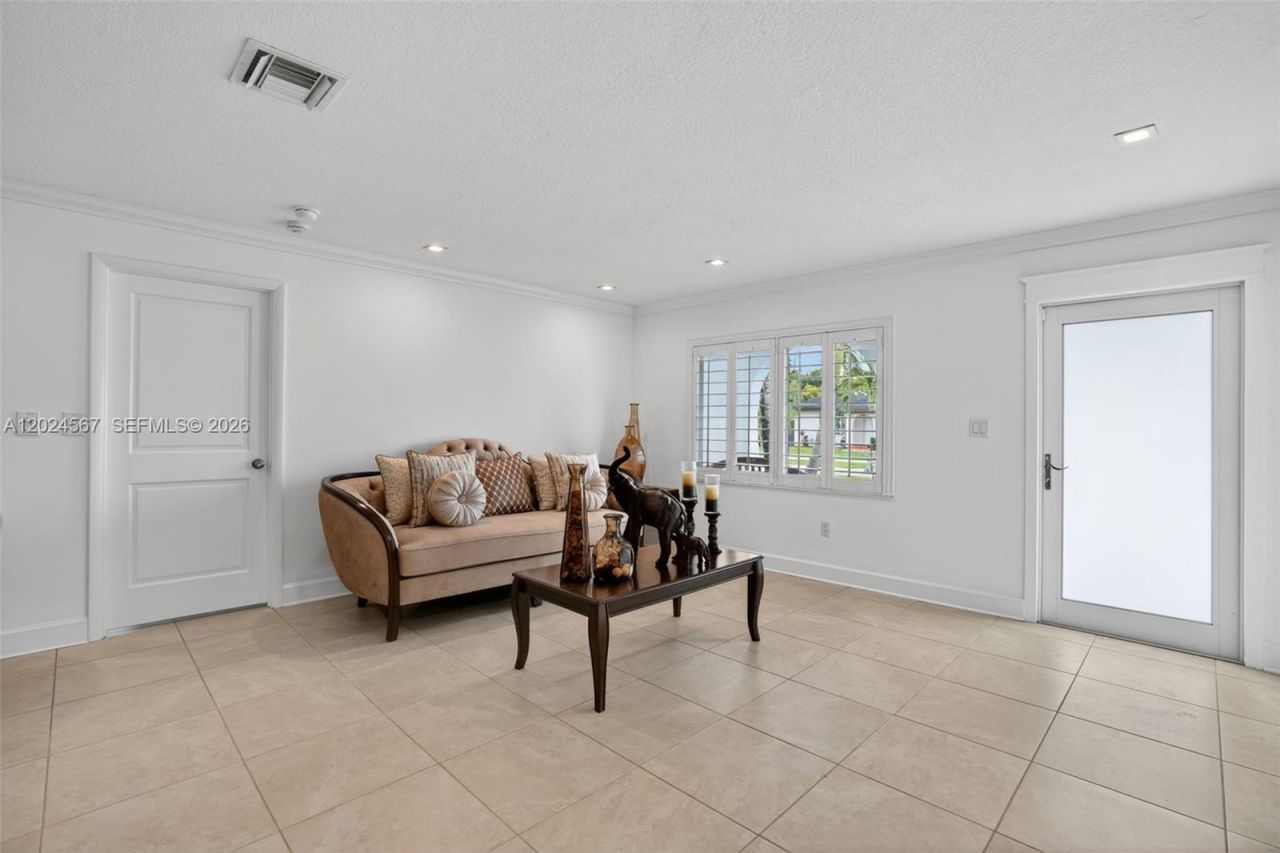 13463 SW 66th Ter, Miami, FL 33183 Photo