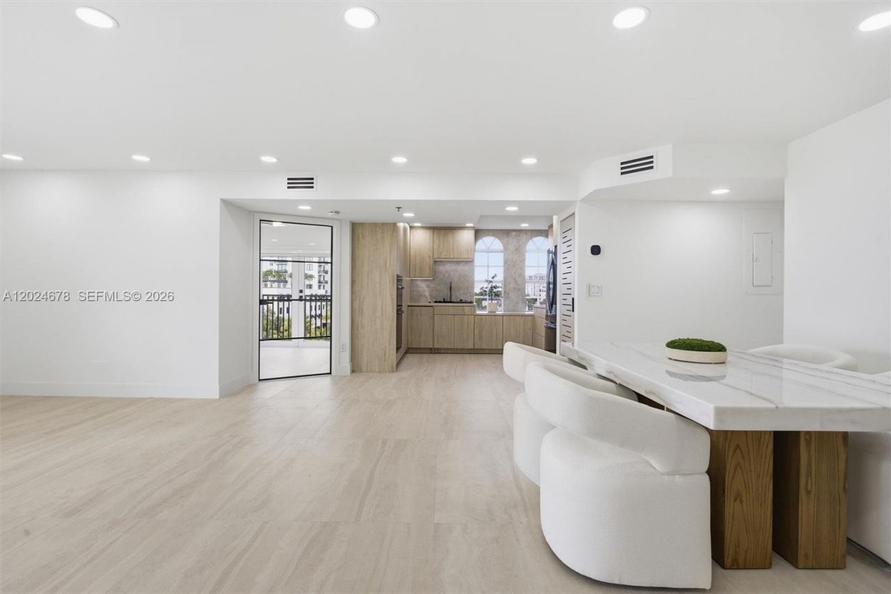 1400 Salzedo St , Unit 504, Coral Gables, FL 33134 Photo