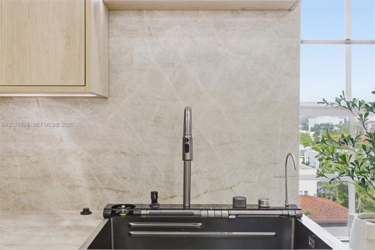 1400 Salzedo St , Unit 504, Coral Gables, FL 33134 Photo