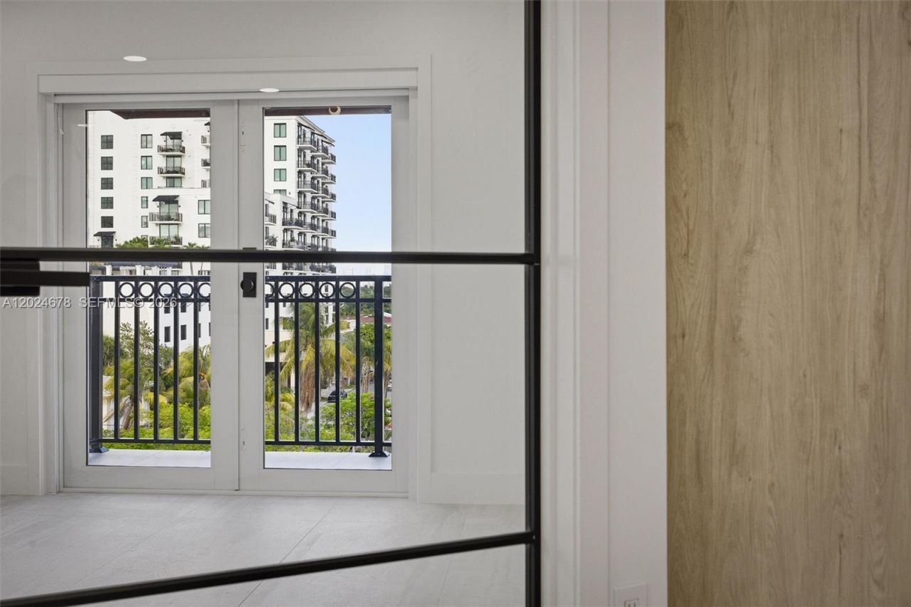 1400 Salzedo St , Unit 504, Coral Gables, FL 33134 Photo