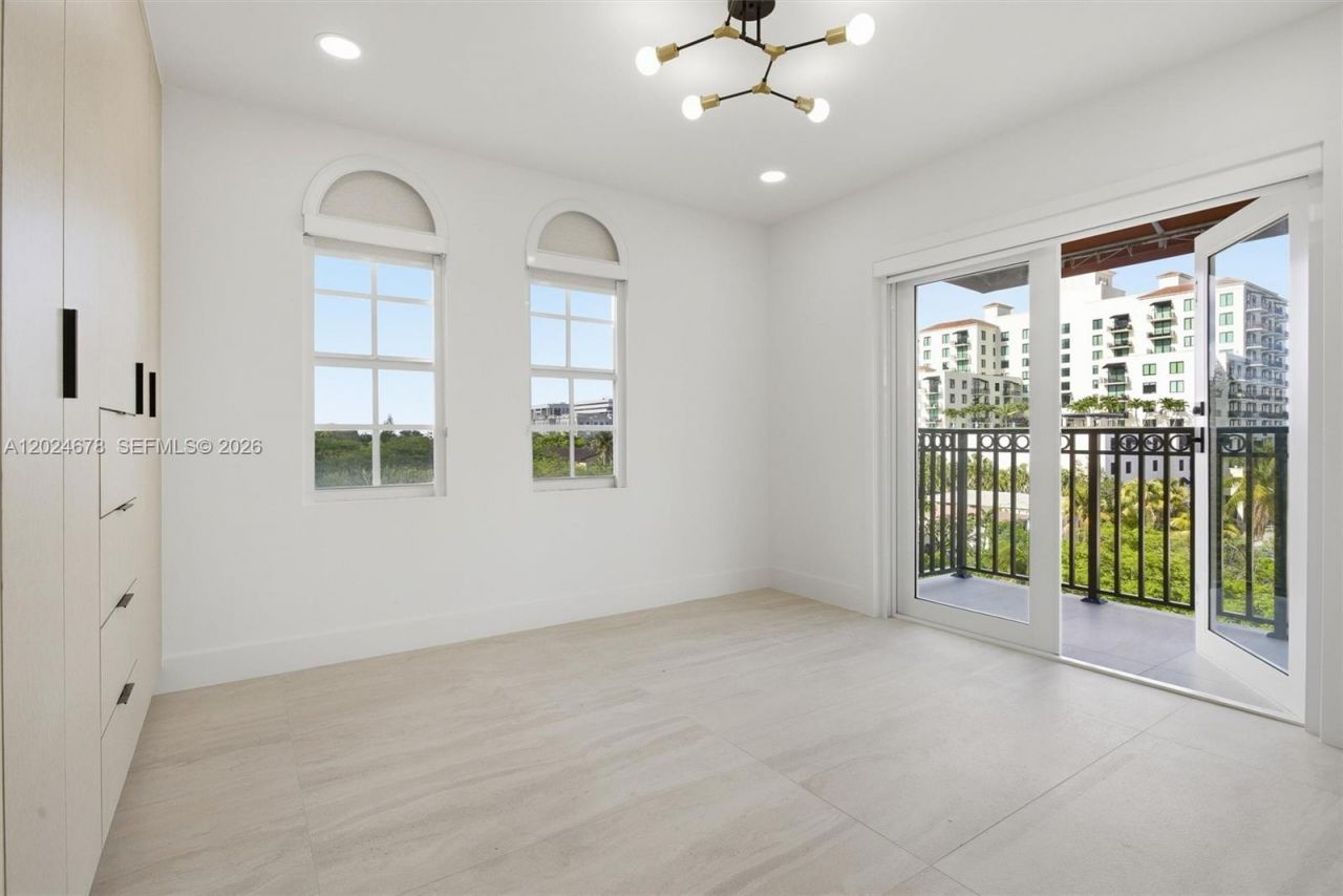 1400 Salzedo St , Unit 504, Coral Gables, FL 33134 Photo