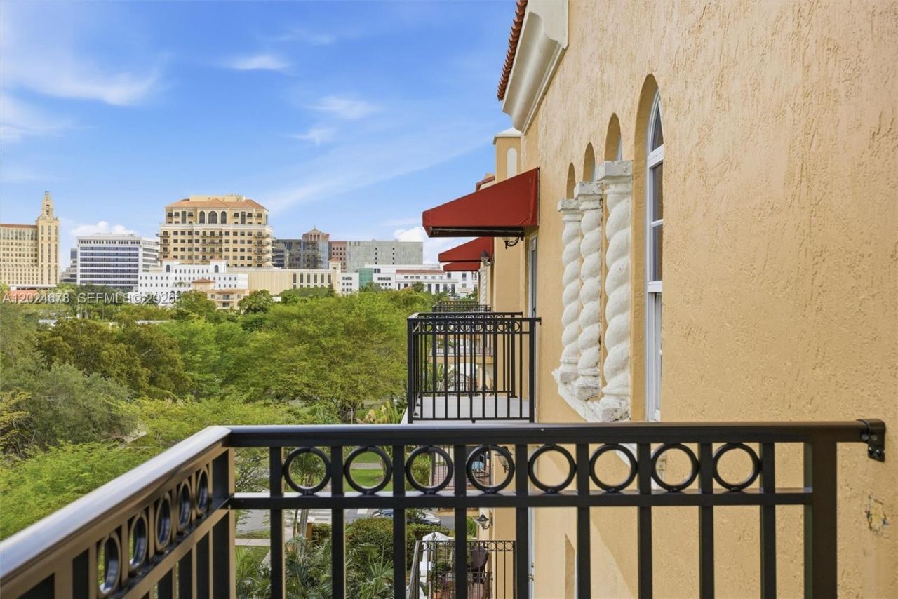1400 Salzedo St , Unit 504, Coral Gables, FL 33134 Photo