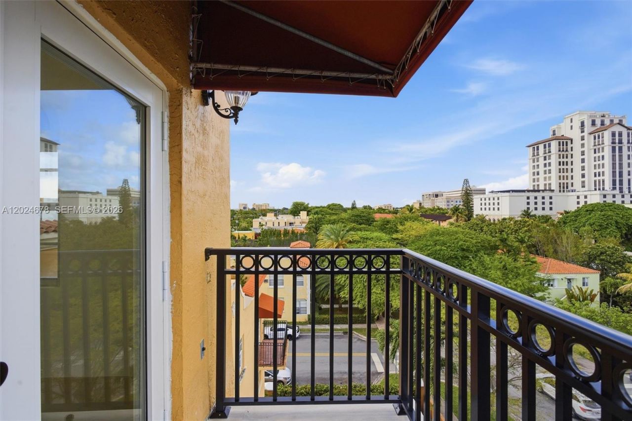 1400 Salzedo St , Unit 504, Coral Gables, FL 33134 Photo