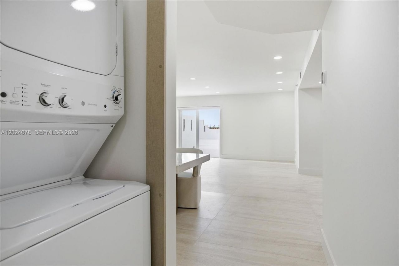 1400 Salzedo St , Unit 504, Coral Gables, FL 33134 Photo