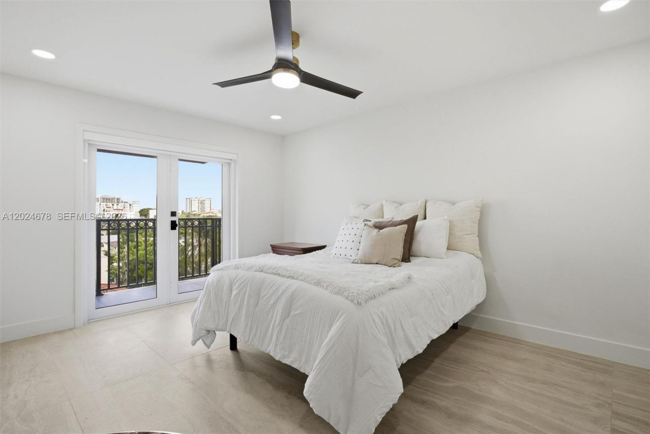 1400 Salzedo St , Unit 504, Coral Gables, FL 33134 Photo