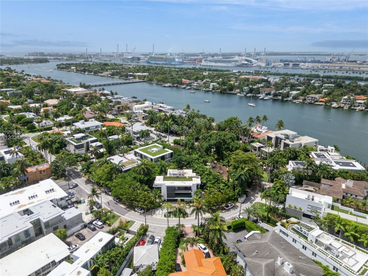 420 N Hibiscus Dr , Miami Beach, FL 33139 Photo