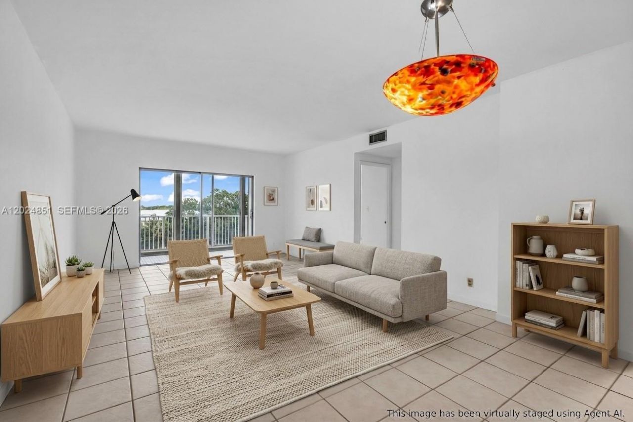 4200 Hillcrest Dr, Unit 504, Hollywood, FL 33021 Photo