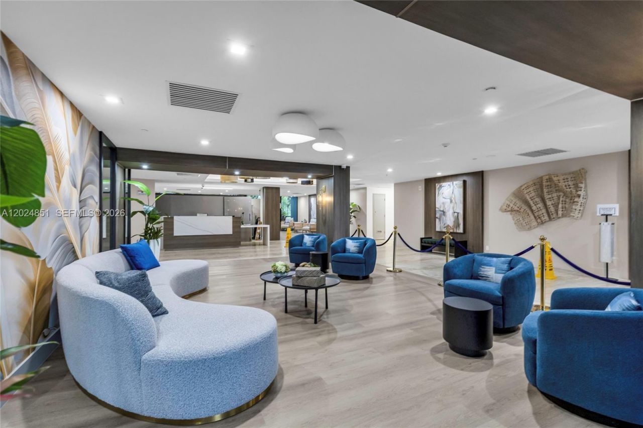 4200 Hillcrest Dr, Unit 504, Hollywood, FL 33021 Photo