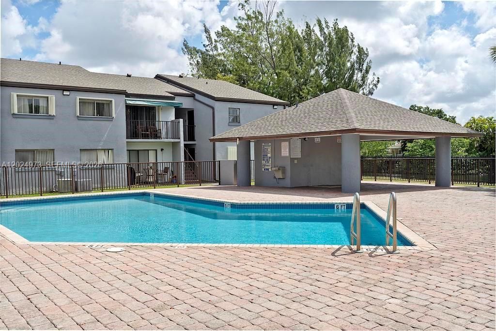 7403 SW 152nd Ave , Unit 204-2, Miami, FL 33193 Photo