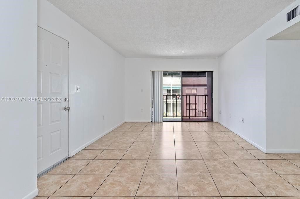 7403 SW 152nd Ave , Unit 204-2, Miami, FL 33193 Photo