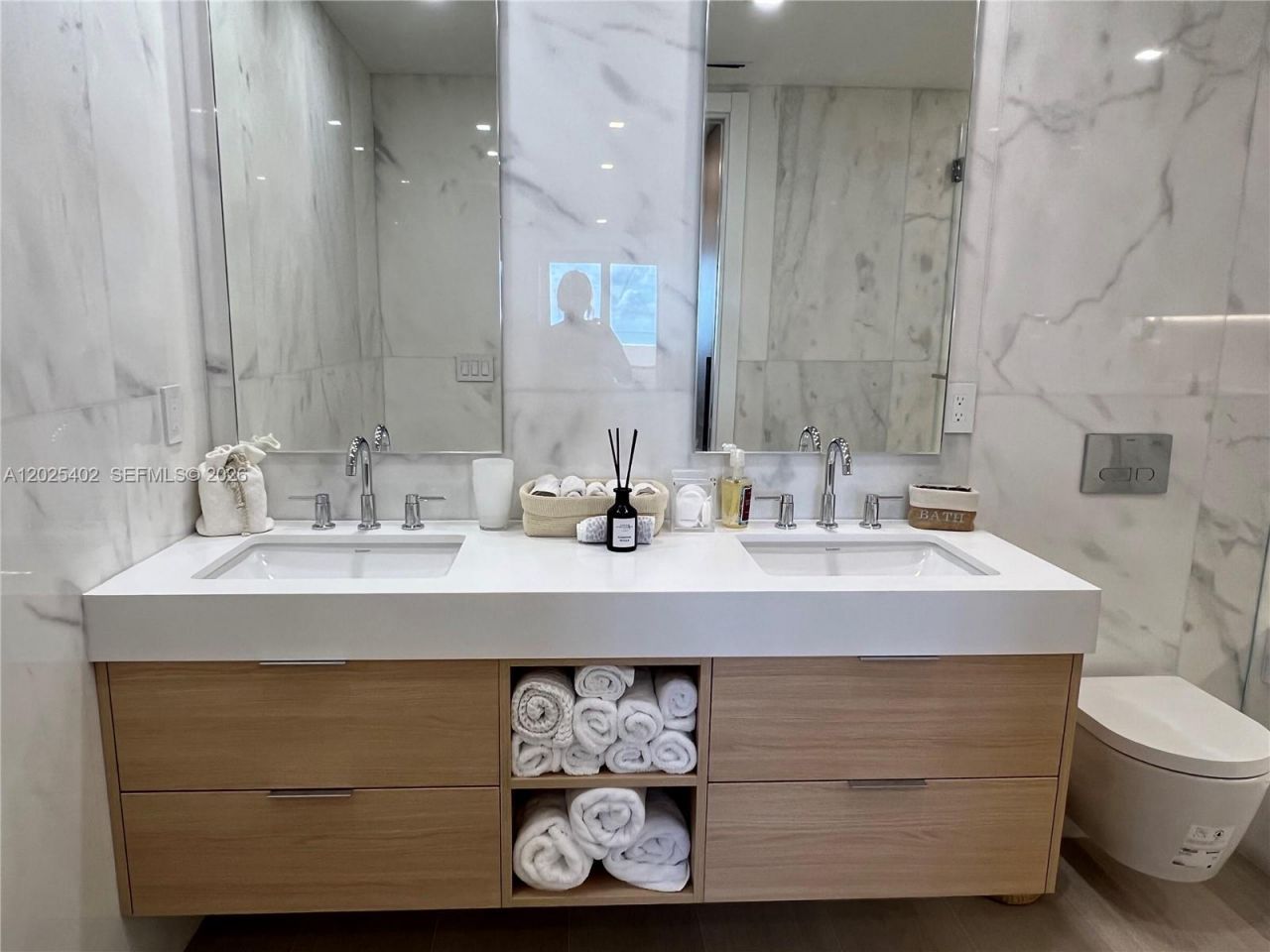 201 Crandon Blvd , Unit 642, Key Biscayne, FL 33149 Photo