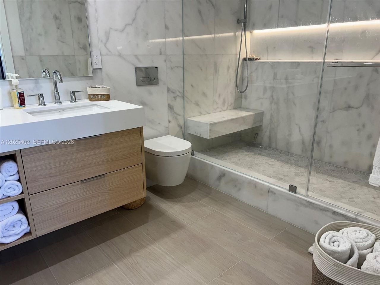 201 Crandon Blvd , Unit 642, Key Biscayne, FL 33149 Photo