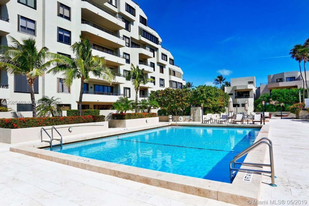 201 Crandon Blvd , Unit 642, Key Biscayne, FL 33149 Photo