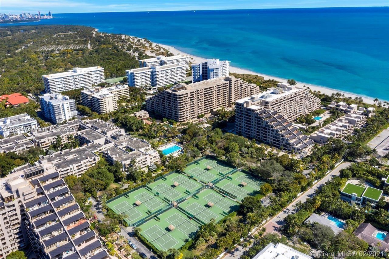 201 Crandon Blvd , Unit 642, Key Biscayne, FL 33149 Photo