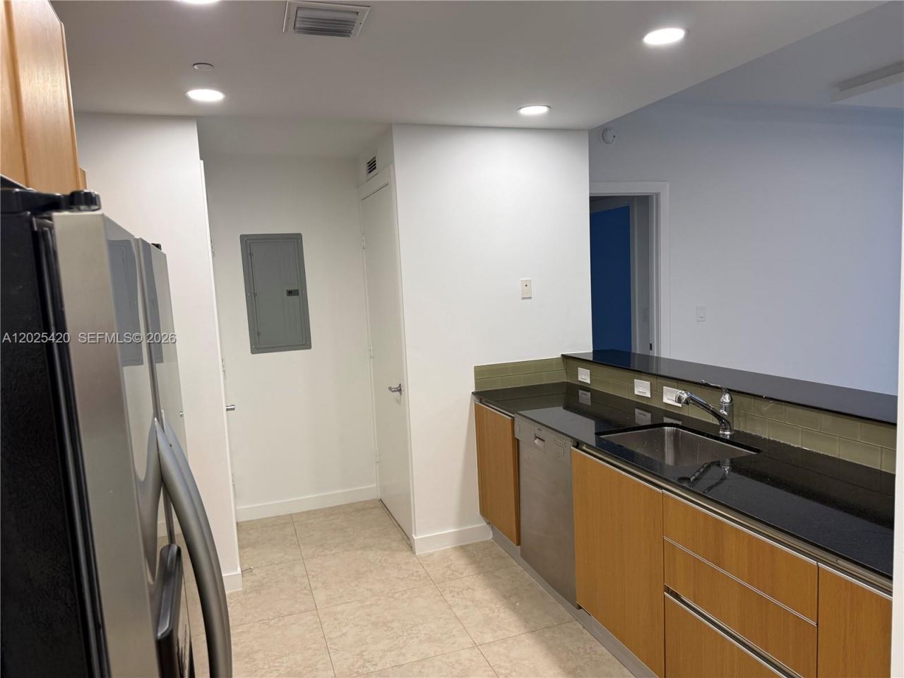 1050 SE Brickell Ave , Unit 1802, Miami, FL 33131 Photo