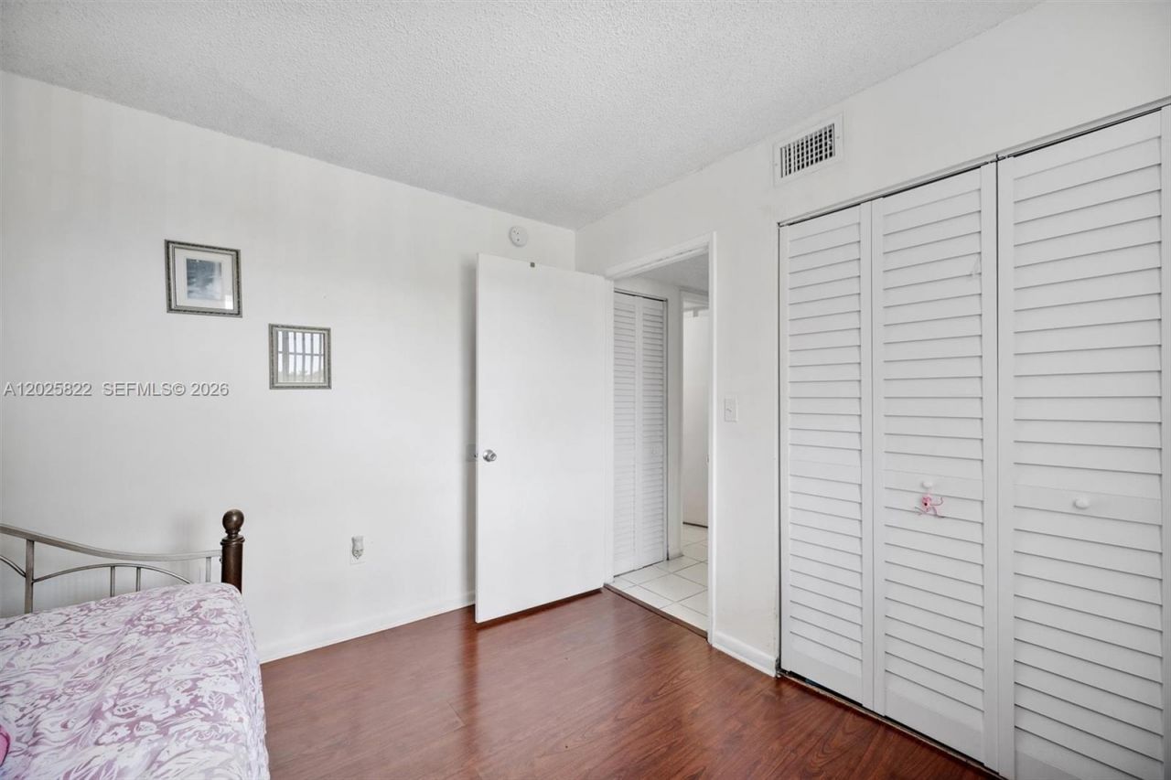 14951 SW 82nd Ln , Unit 17-403, Miami, FL 33193 Photo