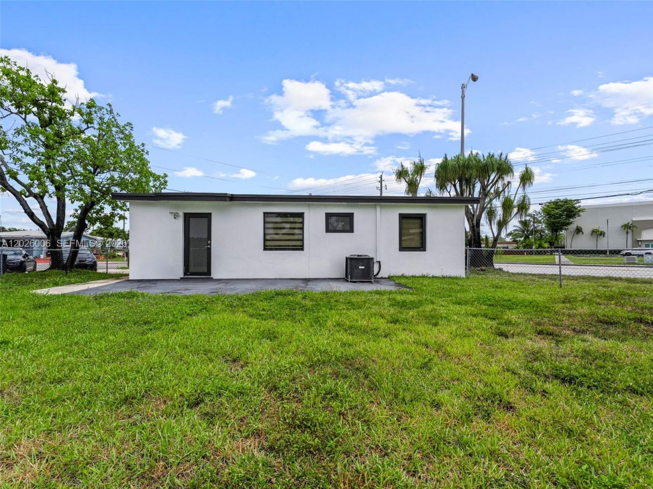 10700 SW 46th St , Miami, FL 33165 Photo