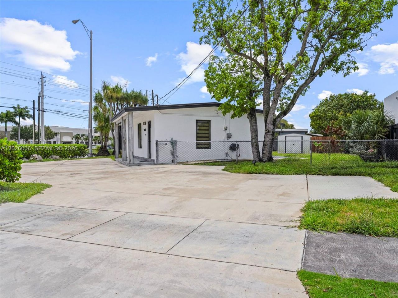 10700 SW 46th St , Miami, FL 33165 Photo