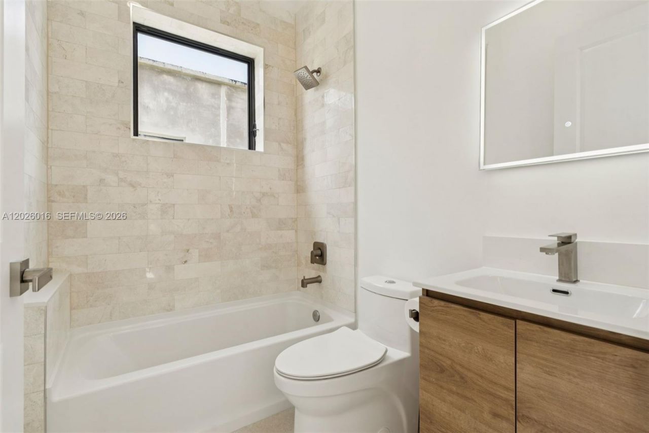 1521 SW 40th Ter, Fort Lauderdale, FL 33317 Photo