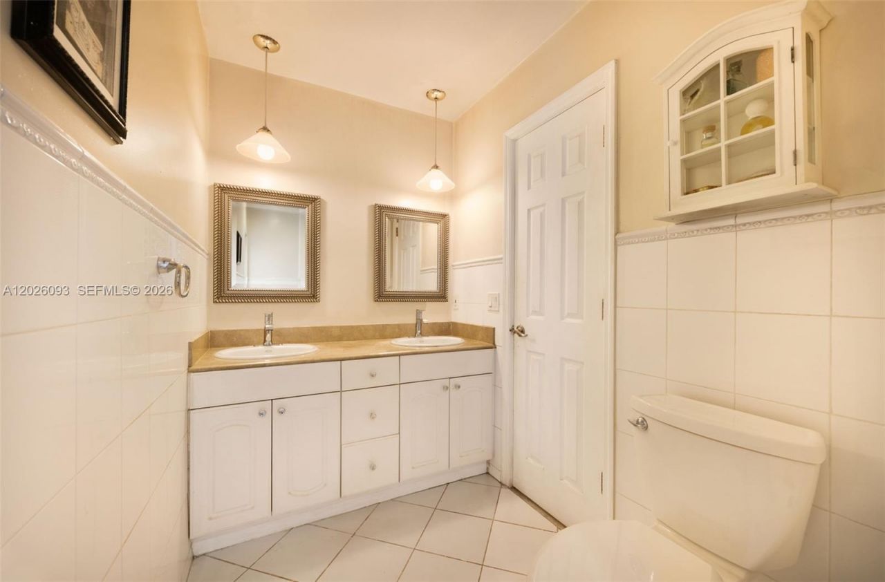 15700 SW 77th Ct, Palmetto Bay, FL 33157 Photo