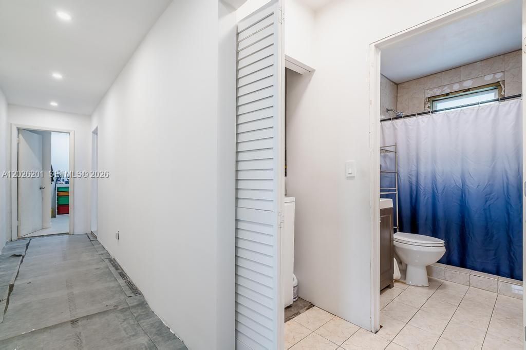 2257 SW 11th St, Miami, FL 33135 Photo