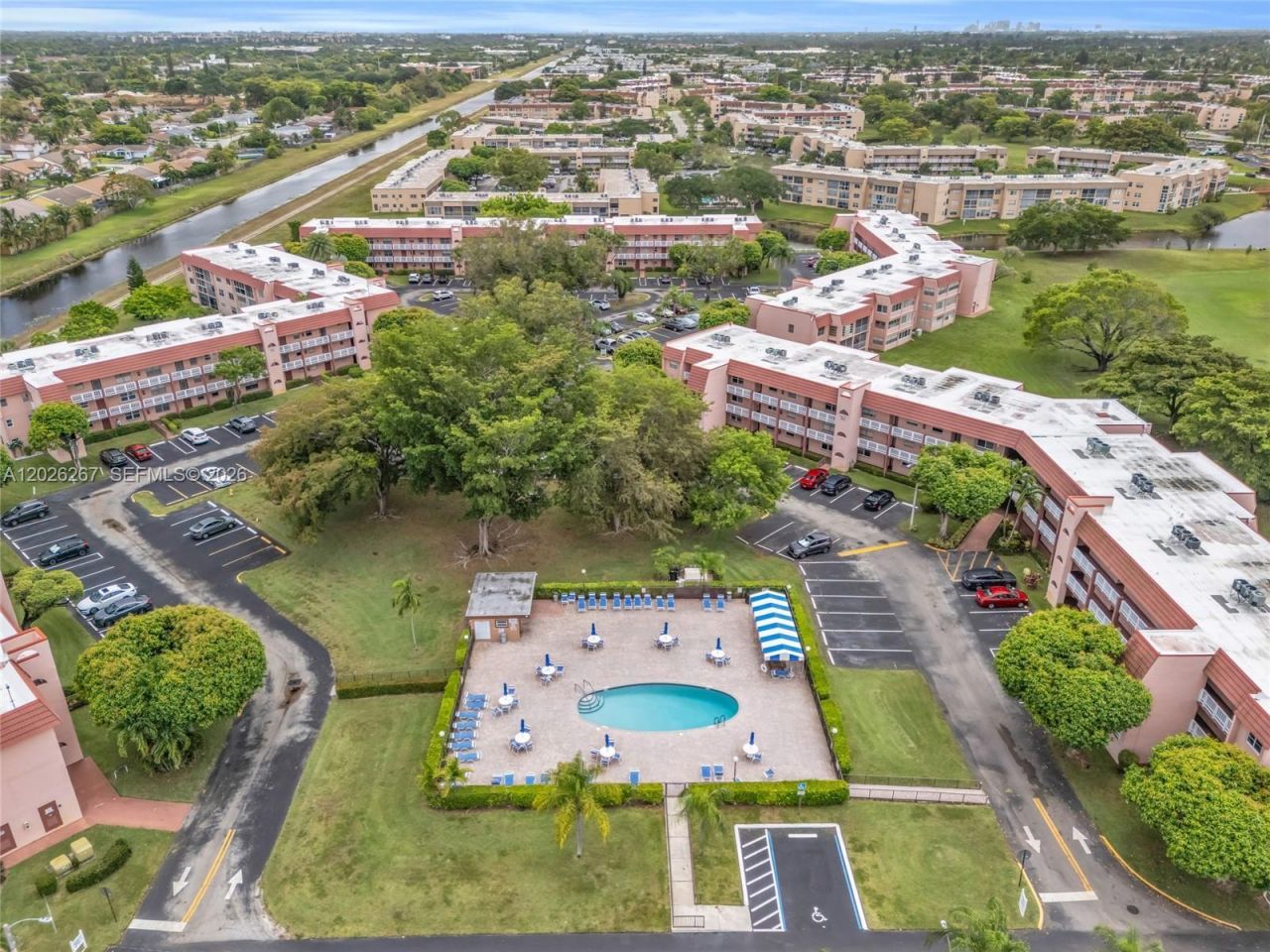 9601 Sunrise Lakes Blvd, Unit 106, Sunrise, FL 33322 Photo