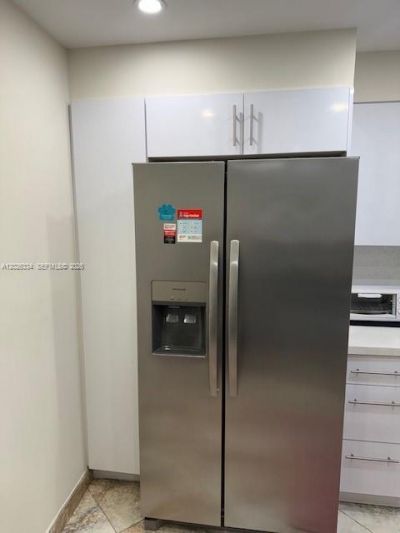3701 N Country Club Dr , Unit 706, Aventura, FL 33180 Photo