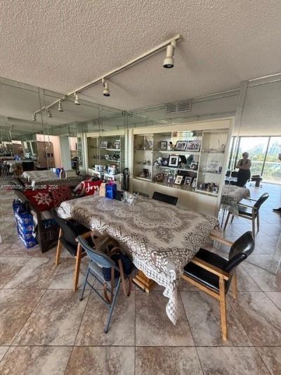 3701 N Country Club Dr , Unit 706, Aventura, FL 33180 Photo