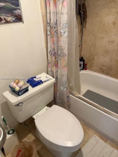 3701 N Country Club Dr , Unit 706, Aventura, FL 33180 Photo