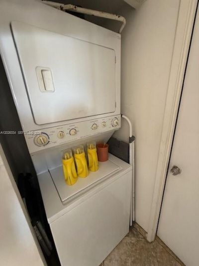 3701 N Country Club Dr , Unit 706, Aventura, FL 33180 Photo