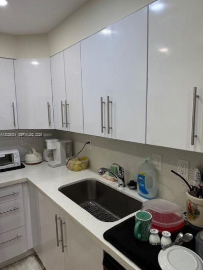 3701 N Country Club Dr , Unit 706, Aventura, FL 33180 Photo