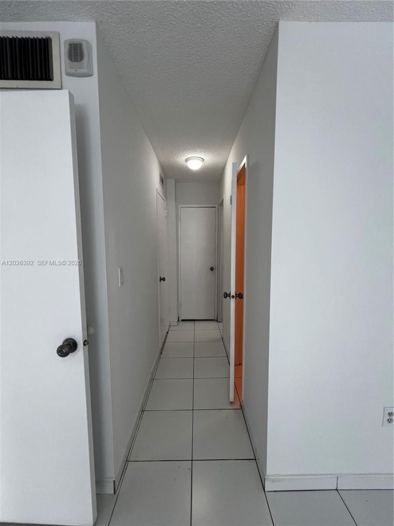 1228 West Ave, Unit 1114, Miami Beach, FL 33139 Photo