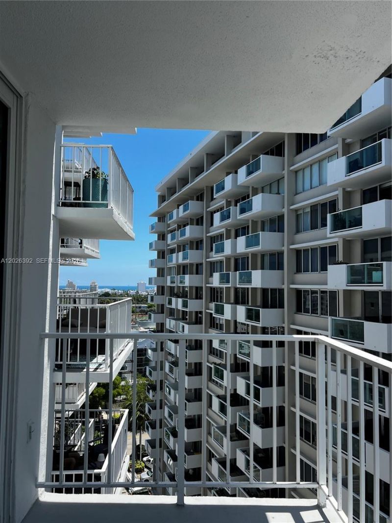 1228 West Ave, Unit 1114, Miami Beach, FL 33139 Photo